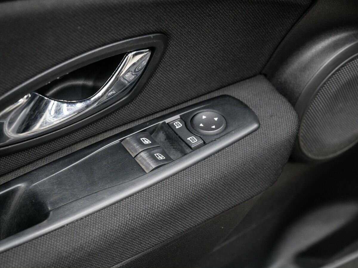 Купить Renault Fluence, 2013, 315 000 км.. Фото: #10