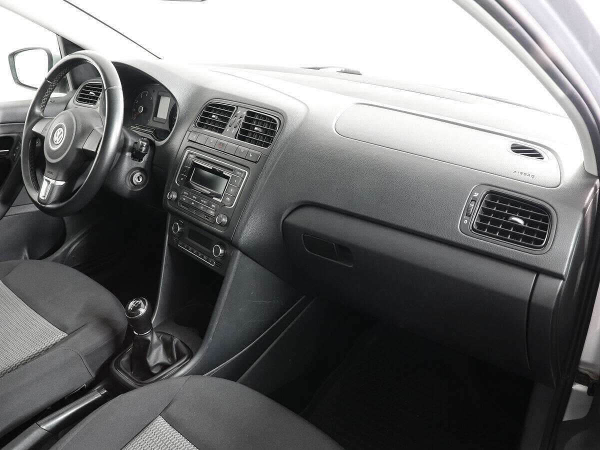 Купить Volkswagen Polo, 2015, 104 940 км.. Фото: #9