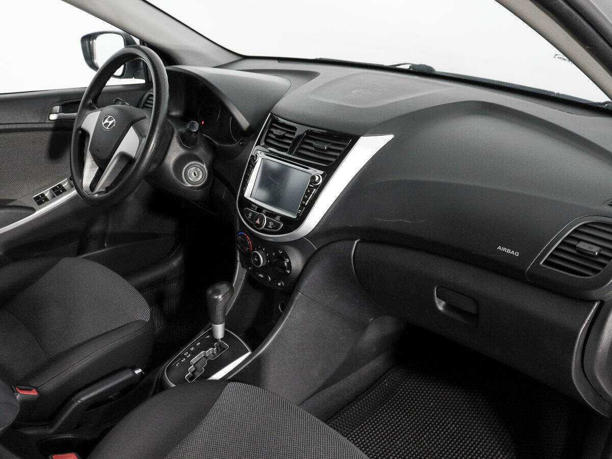 Купить Hyundai Solaris, 2013, 232 271 км.. Фото: #10