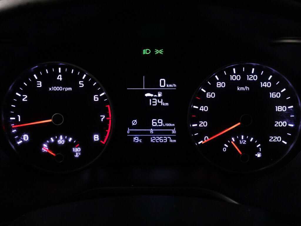 Купить Киа Рио, 2018, 122 636 км.. Фото: #11