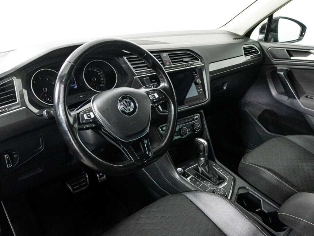 Купить Volkswagen Tiguan, 2018, 77 239 км.. Фото: #10
