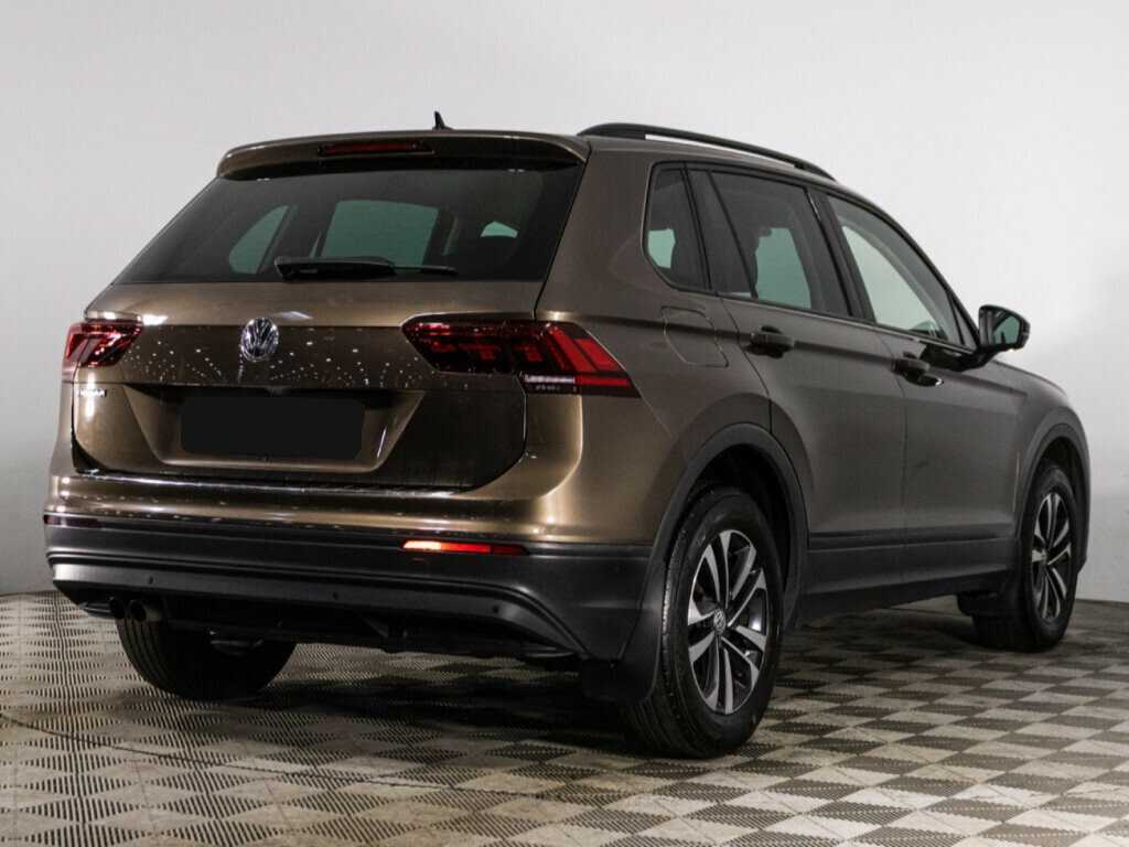 Купить Volkswagen Tiguan, 2019, 110 319 км.. Фото: #4