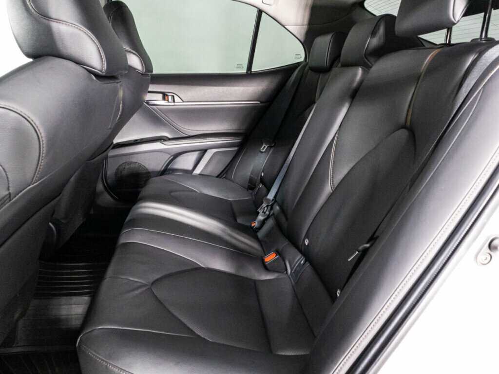 Купить Toyota Camry, 2018, 130 885 км.. Фото: #9