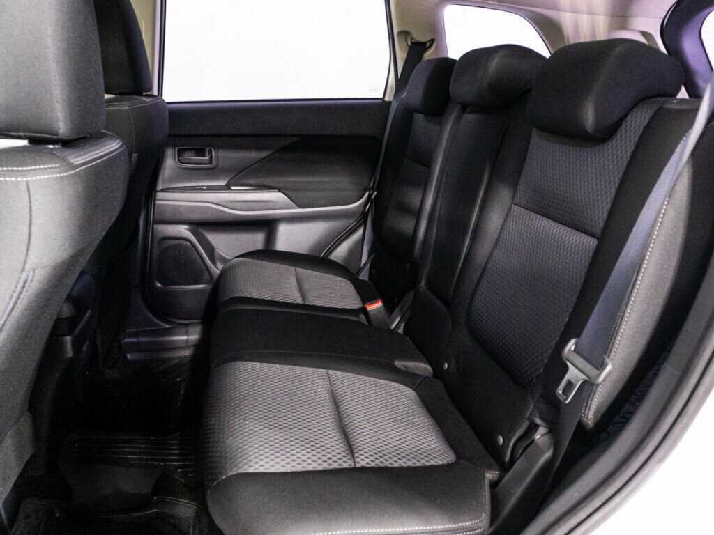 Купить Митсубиши Оутлэндер, 2018, 141 757 км.. Фото: #9