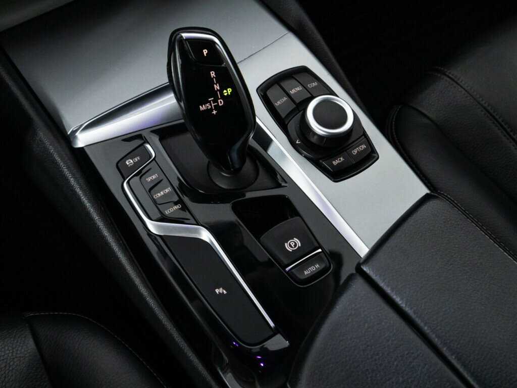 Купить BMW 5 серии, 2018, 136 443 км.. Фото: #13