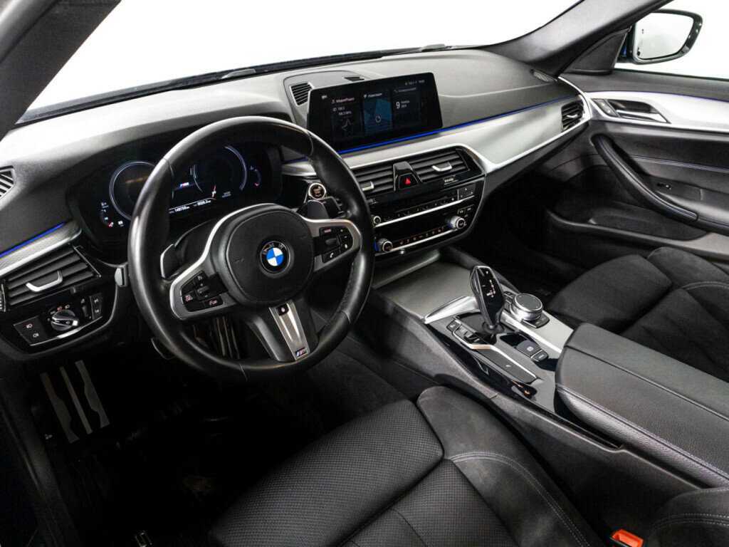 Купить BMW 5 серии, 2018, 149 739 км.. Фото: #10