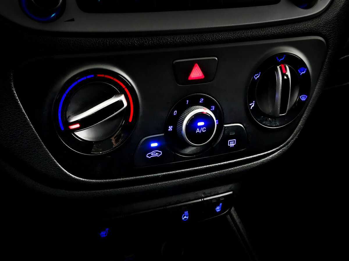 Купить Hyundai Solaris, 2018, 128 050 км.. Фото: #23