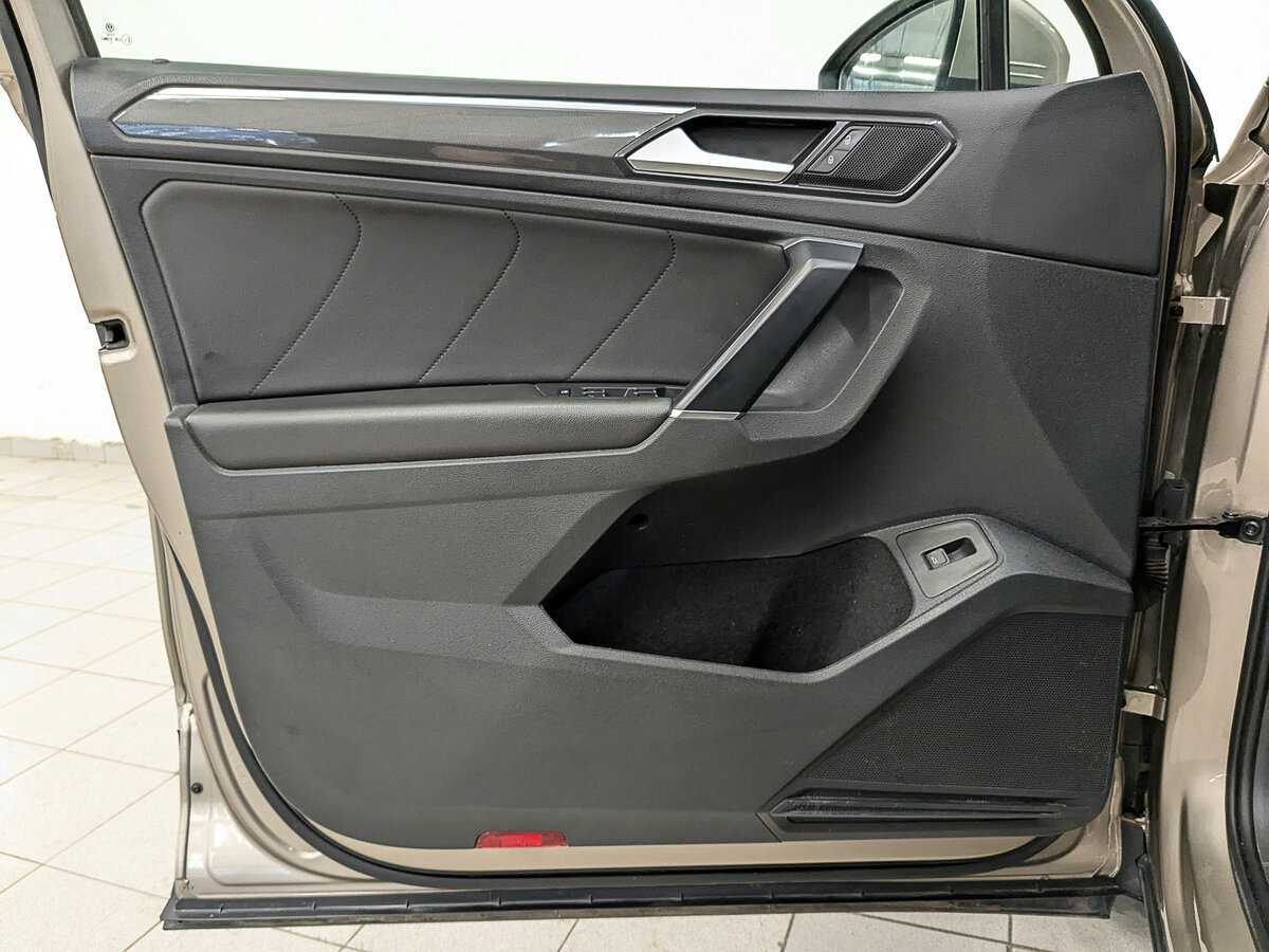 Купить Volkswagen Tiguan, 2018, 201 857 км.. Фото: #18