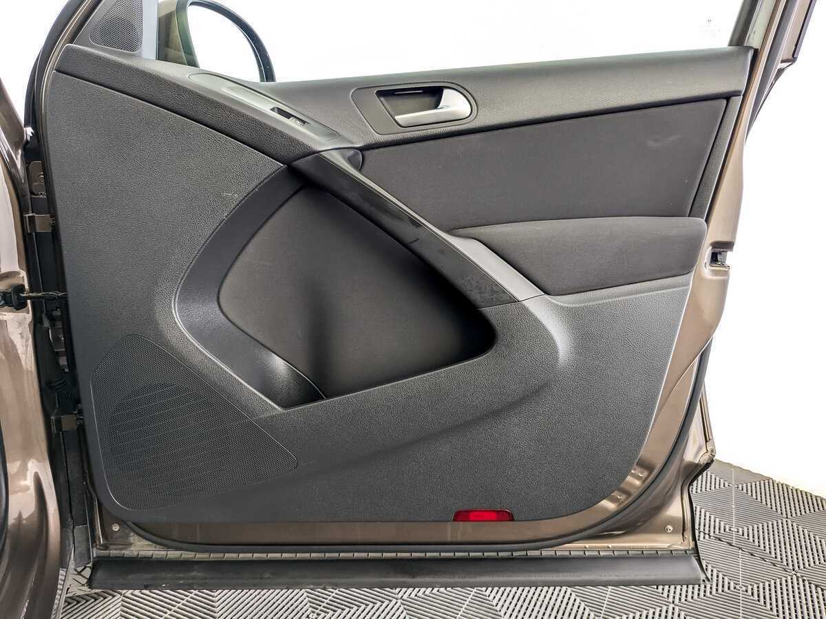 Купить Фольксваген Тигуан, 2016, 177 499 км.. Фото: #23