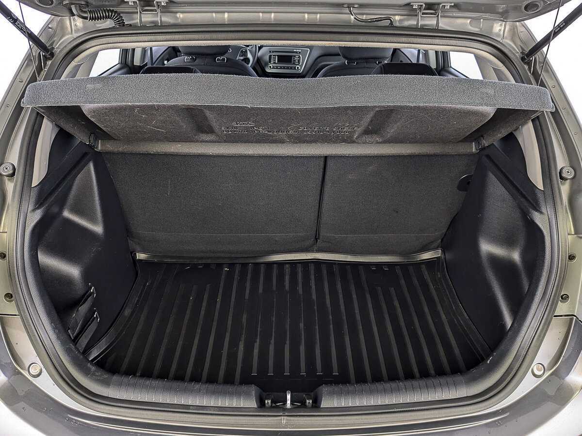 Купить Киа Рио, 2016, 76 303 км.. Фото: #9