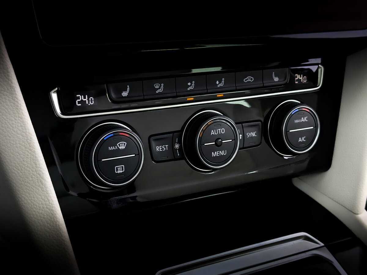 Купить Фольксваген Пассат, 2017, 75 878 км.. Фото: #24