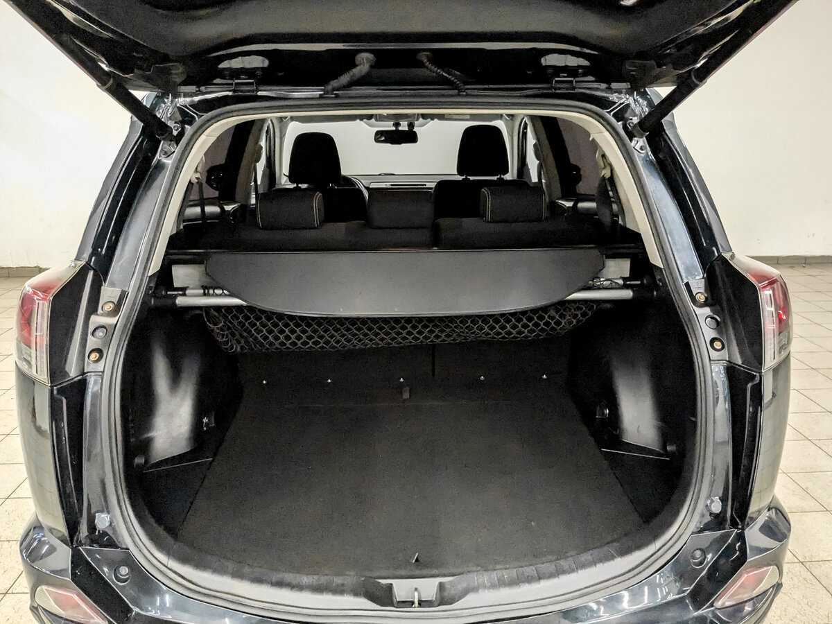 Купить Toyota RAV4, 2017, 113 759 км.. Фото: #9