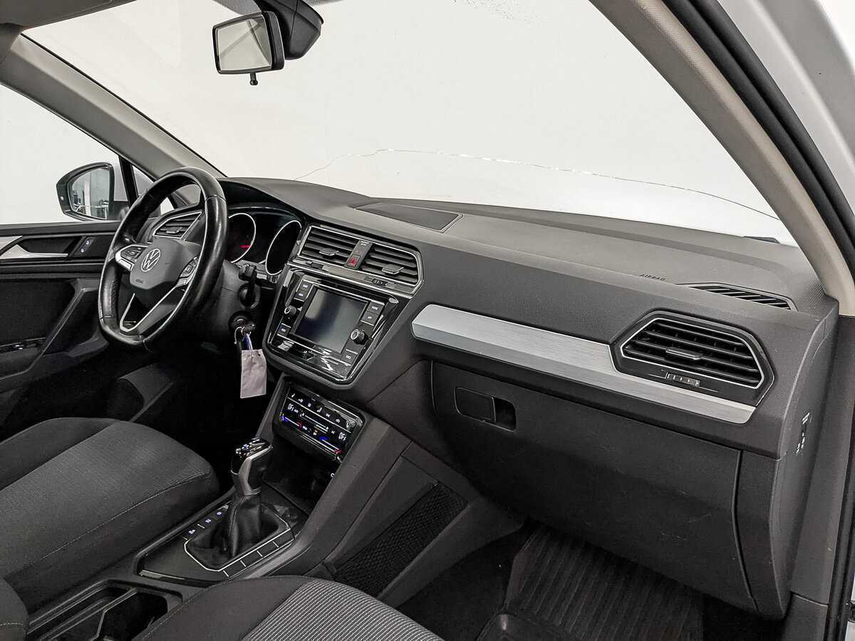 Купить Volkswagen Tiguan, 2021, 166 114 км.. Фото: #9