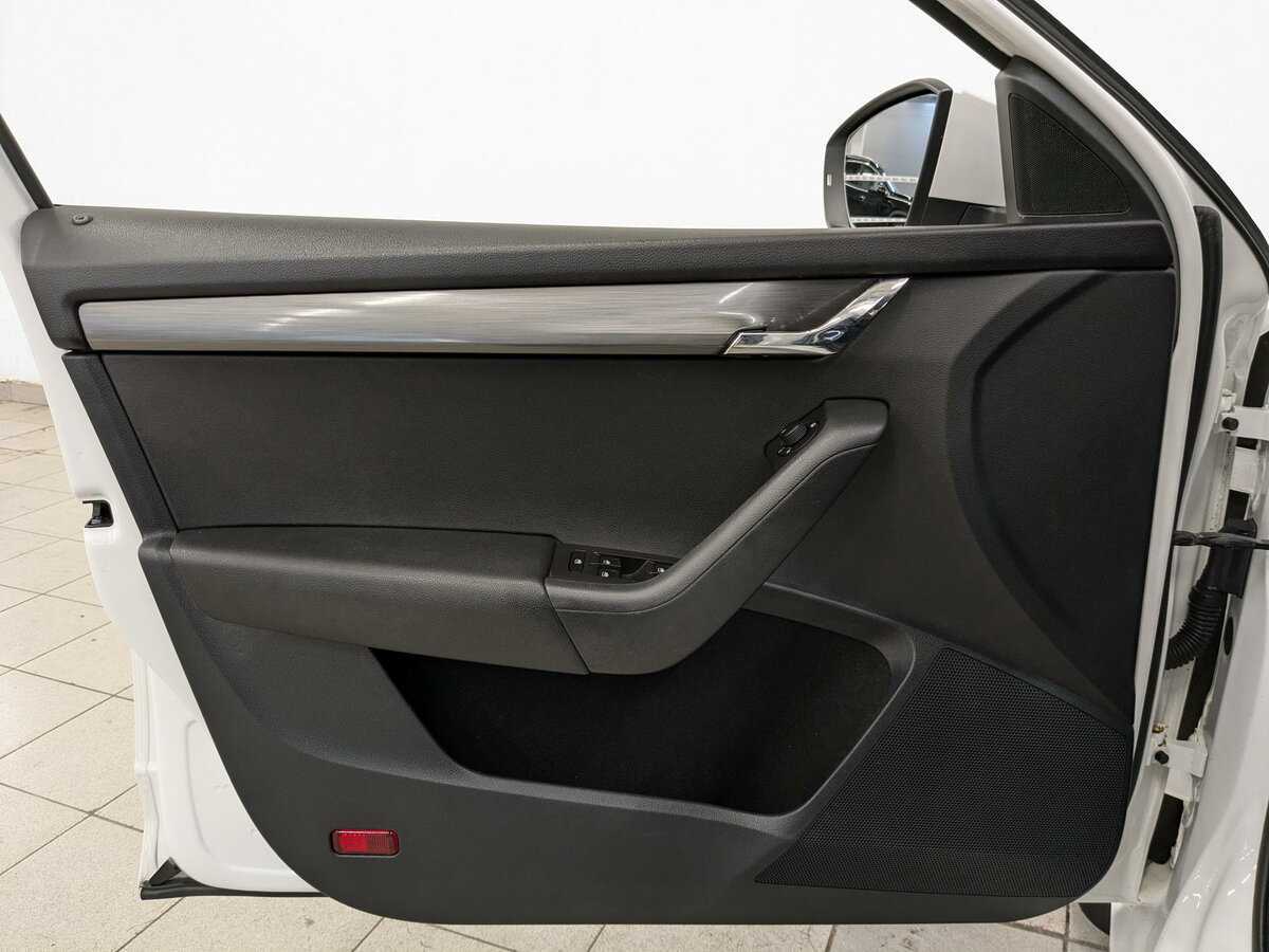 Купить Шкода Октавия, 2017, 216 162 км.. Фото: #16