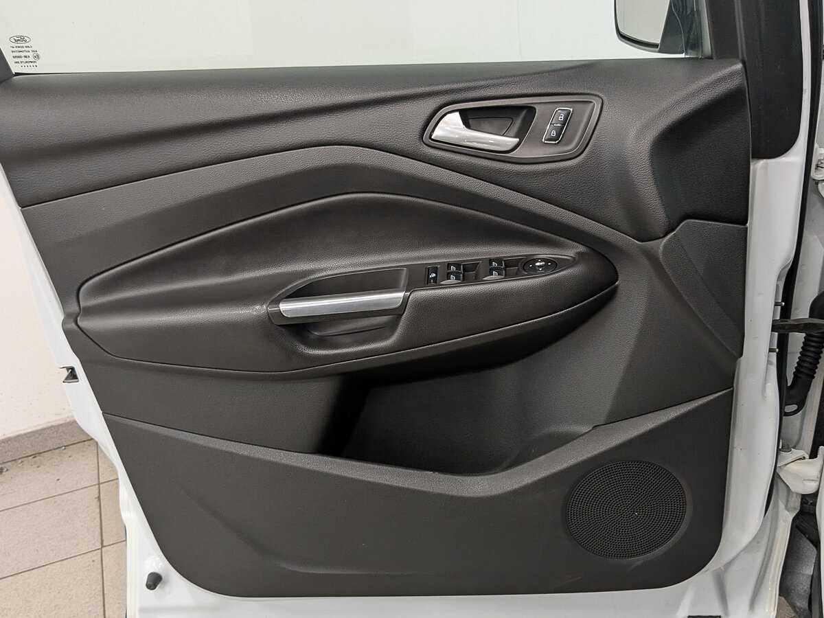 Купить Ford Kuga, 2014, 134 443 км.. Фото: #16