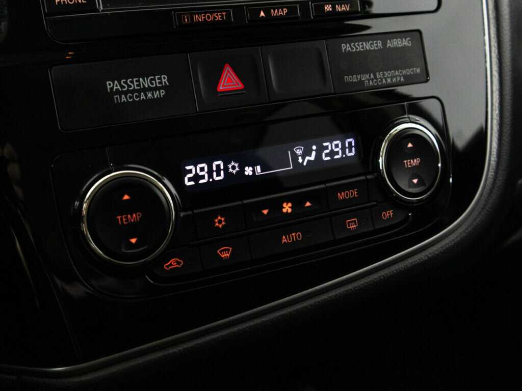 Купить Митсубиши Оутлэндер, 2016, 183 315 км.. Фото: #17