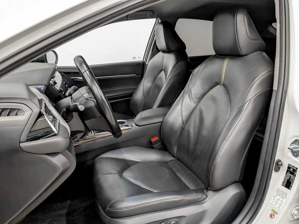 Купить Toyota Camry, 2019, 136 680 км.. Фото: #17