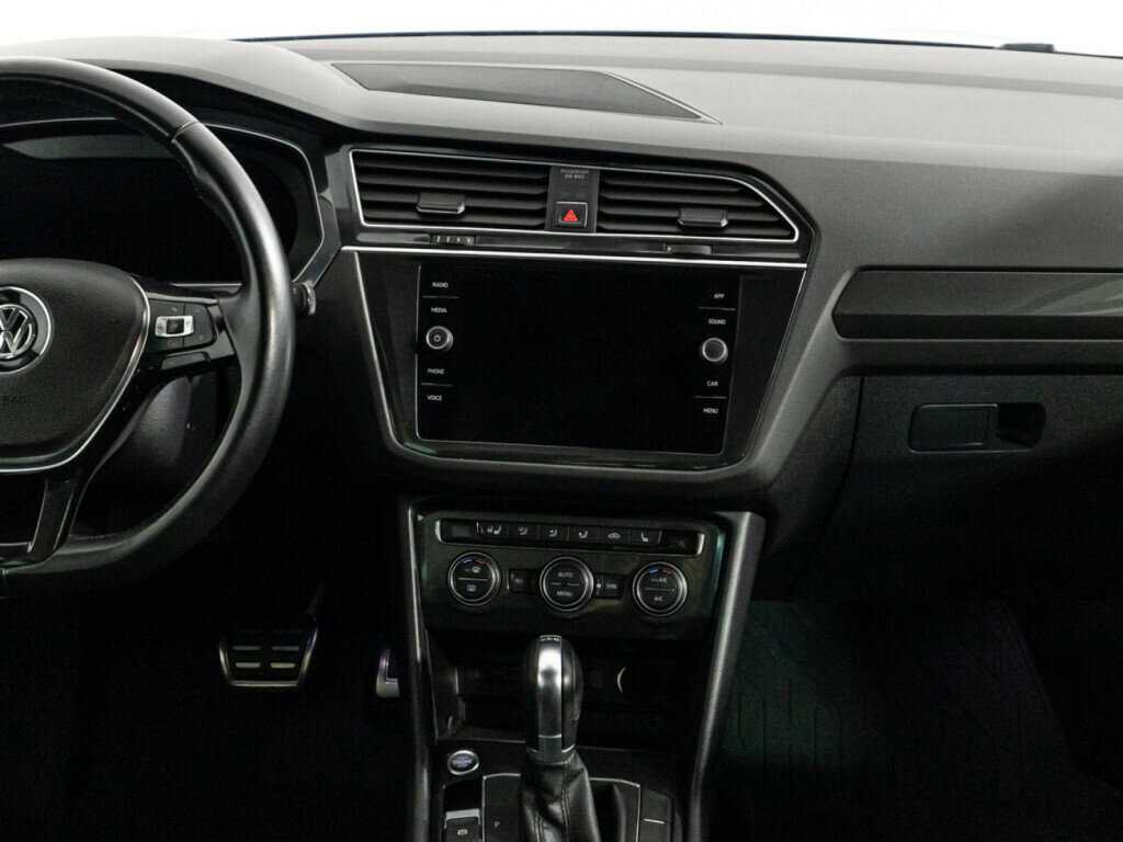 Купить Volkswagen Tiguan, 2018, 66 977 км.. Фото: #13