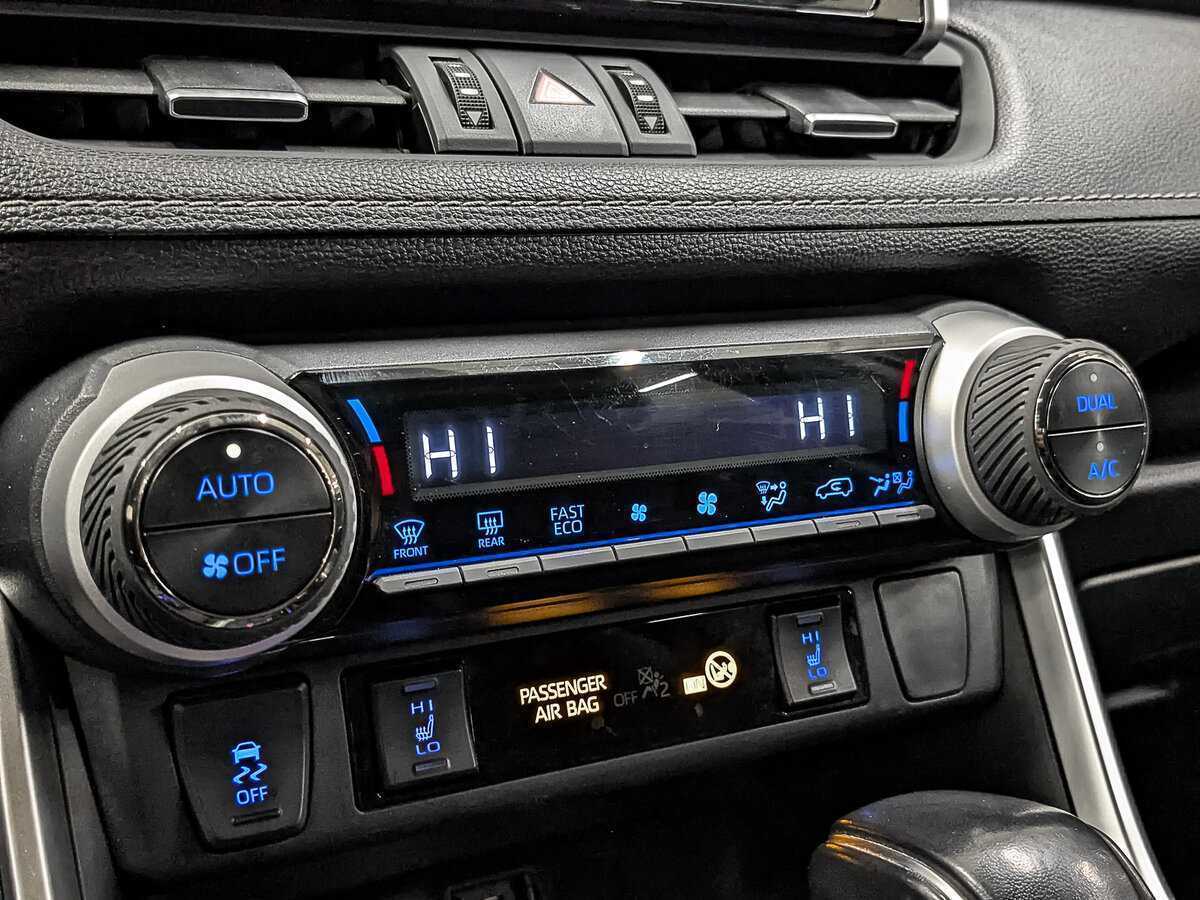 Купить Toyota RAV4, 2021, 136 072 км.. Фото: #18