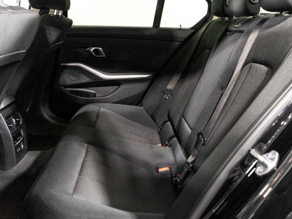 Купить BMW 3 серии, 2019, 94 470 км.. Фото: #9