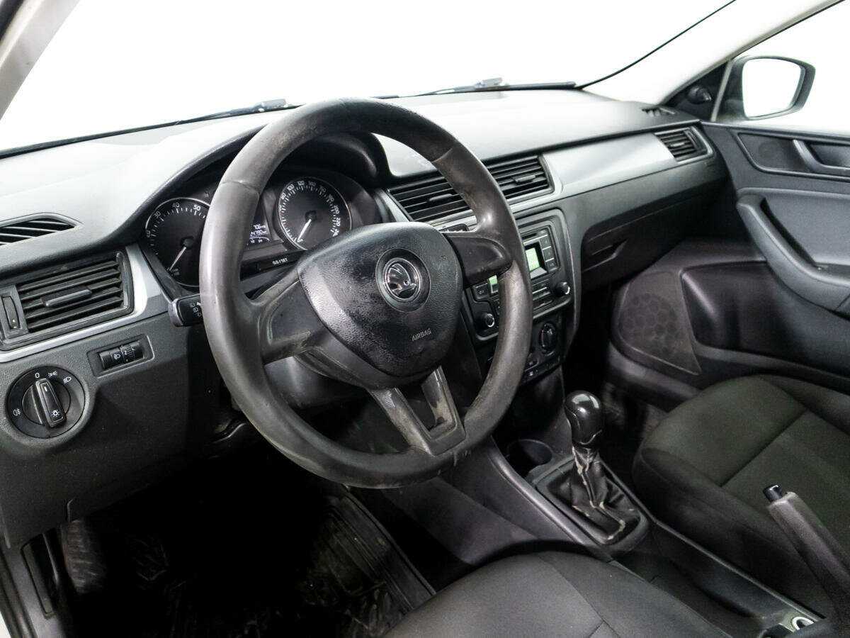 Купить Skoda Rapid, 2016, 524 788 км.. Фото: #6