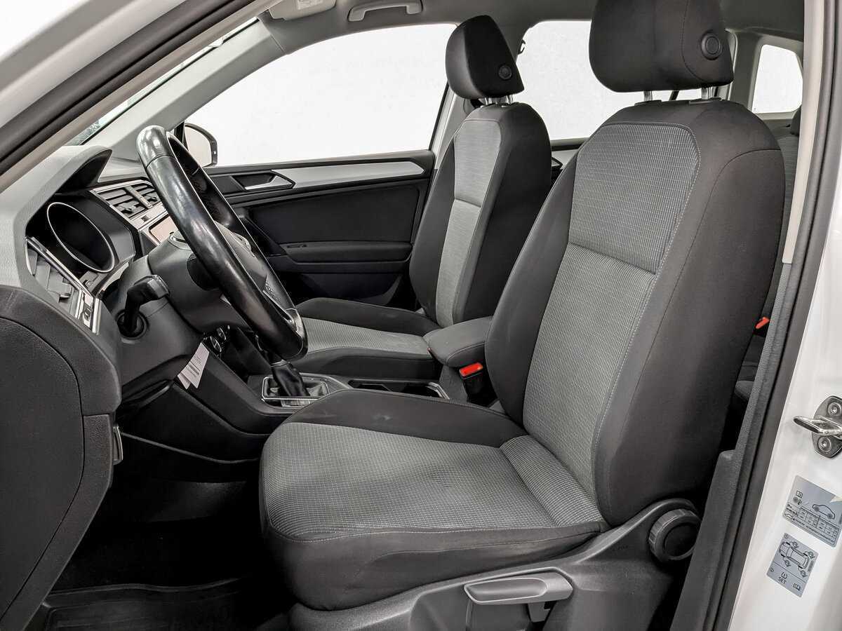 Купить Volkswagen Tiguan, 2021, 131 780 км.. Фото: #18