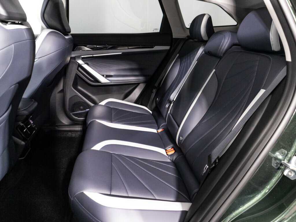 Купить Geely Atlas, 2023, 21 500 км.. Фото: #9