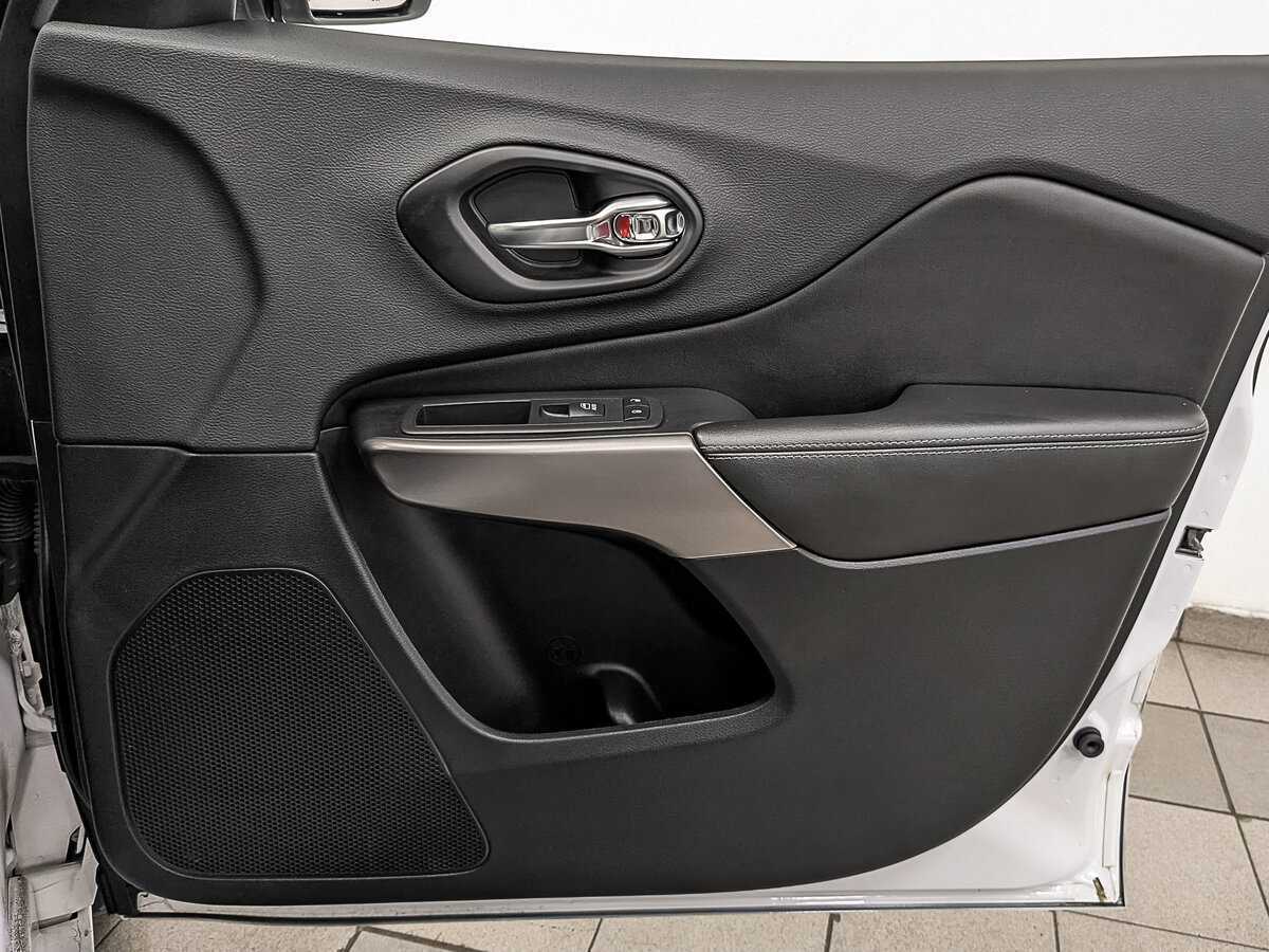 Купить Jeep Cherokee, 2019, 54 809 км.. Фото: #22