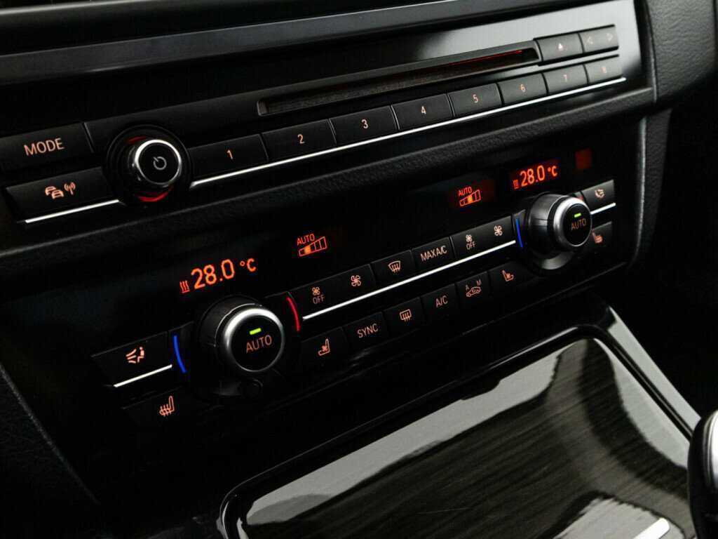 Купить BMW 5 серии, 2016, 193 000 км.. Фото: #23