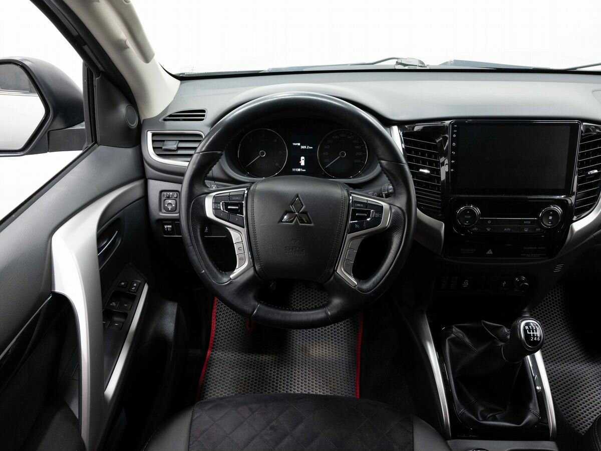 Купить Mitsubishi Pajero Sport, 2017, 111 378 км.. Фото: #14