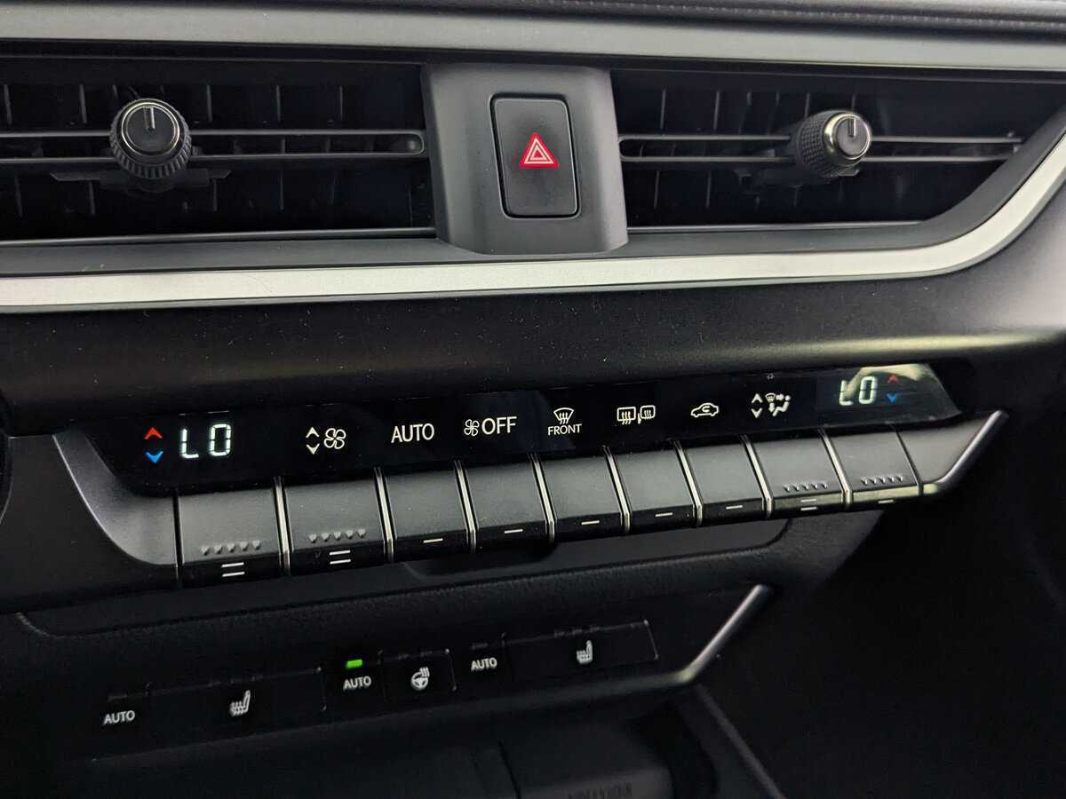 Купить Lexus UX, 2020, 49 869 км.. Фото: #20