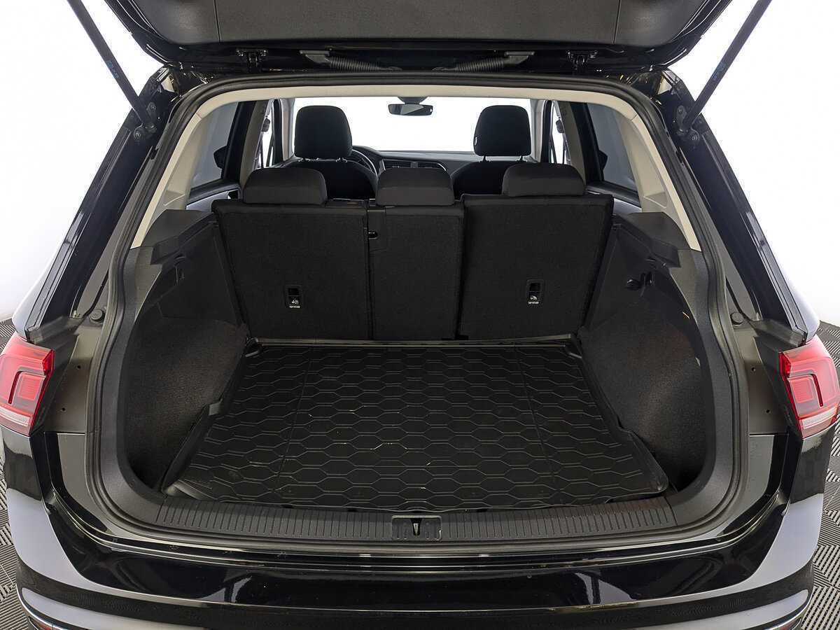 Купить Volkswagen Tiguan, 2021, 79 000 км.. Фото: #9
