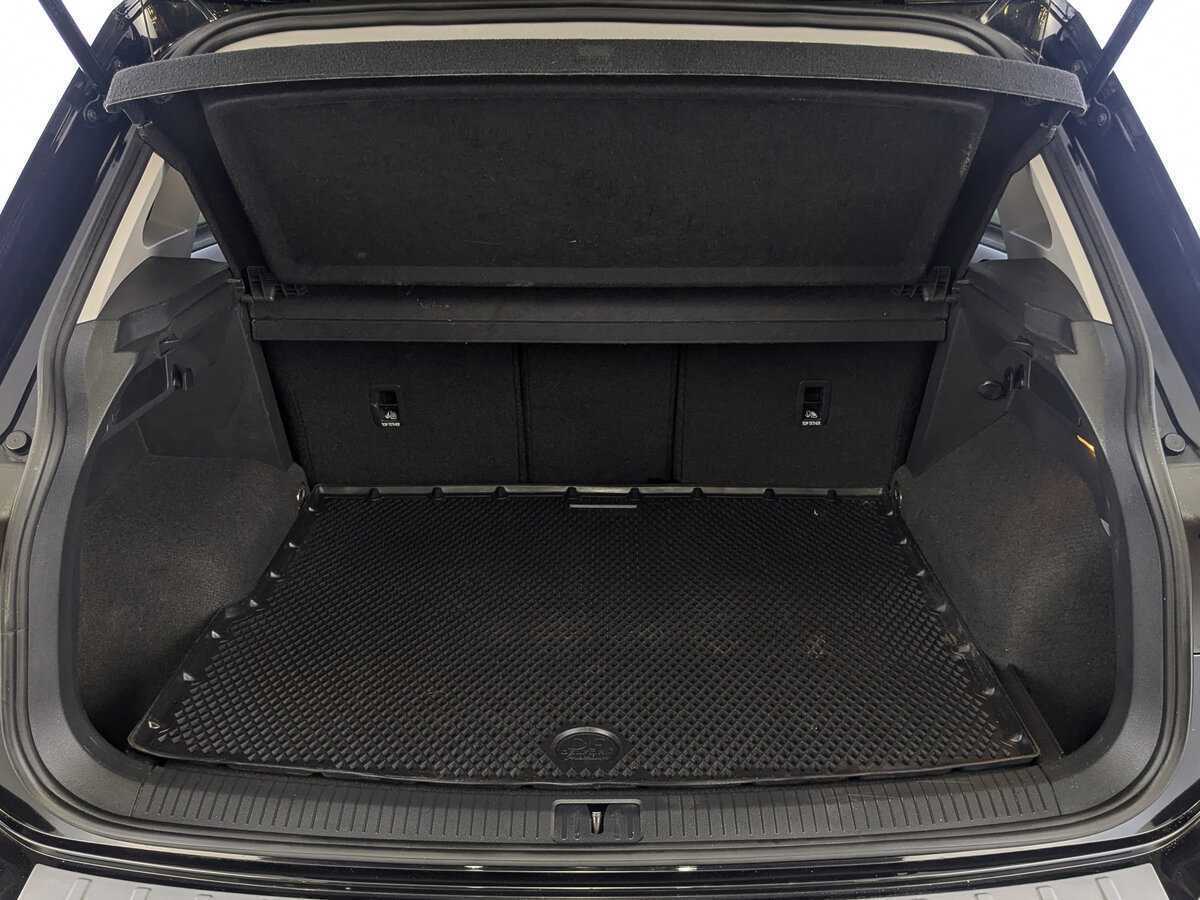 Купить Volkswagen Tiguan, 2021, 131 728 км.. Фото: #9