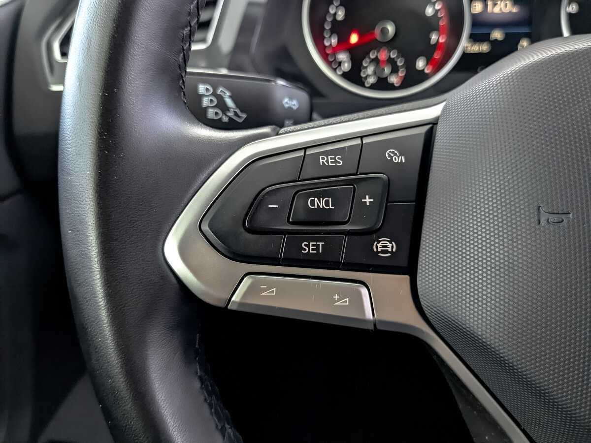 Купить Volkswagen Tiguan, 2021, 131 728 км.. Фото: #26