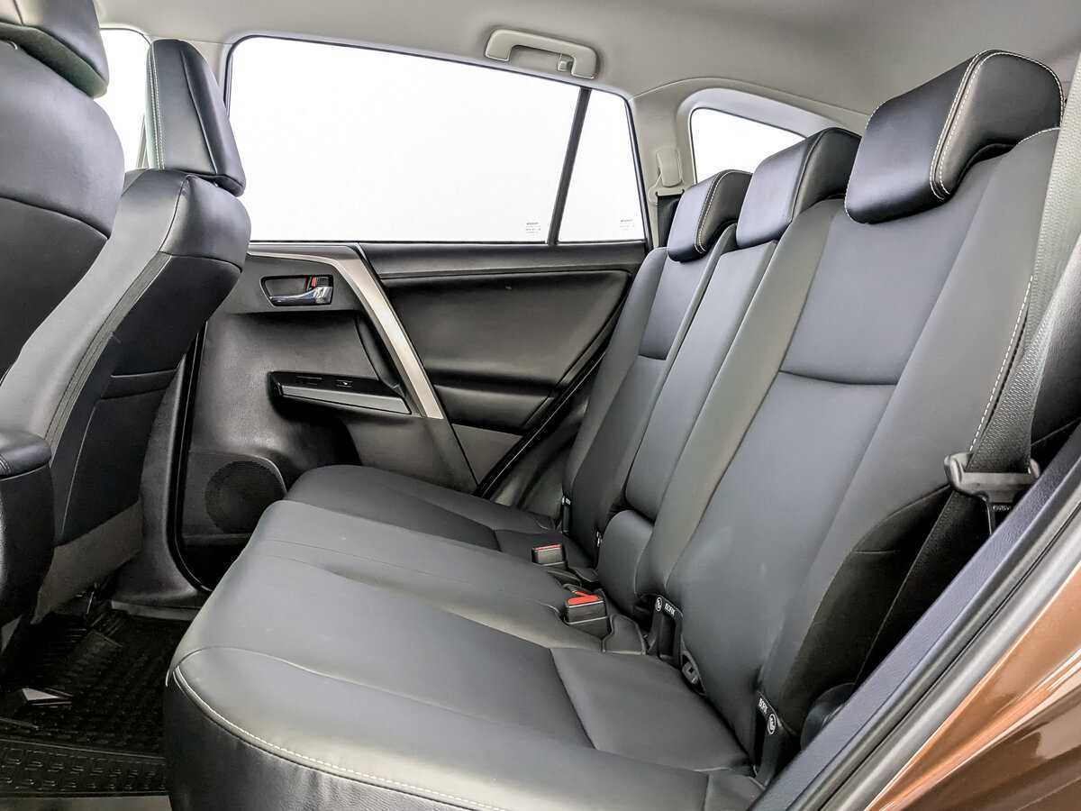 Купить Toyota RAV4, 2017, 65 720 км.. Фото: #11