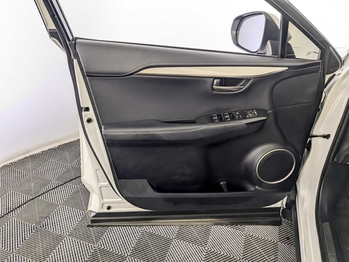 Купить Lexus NX, 2018, 75 998 км.. Фото: #18