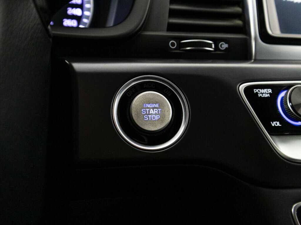 Купить Хендай Соната, 2019, 66 693 км.. Фото: #17