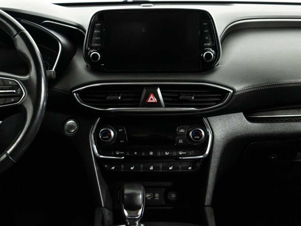 Купить Hyundai Santa Fe, 2019, 139 807 км.. Фото: #13