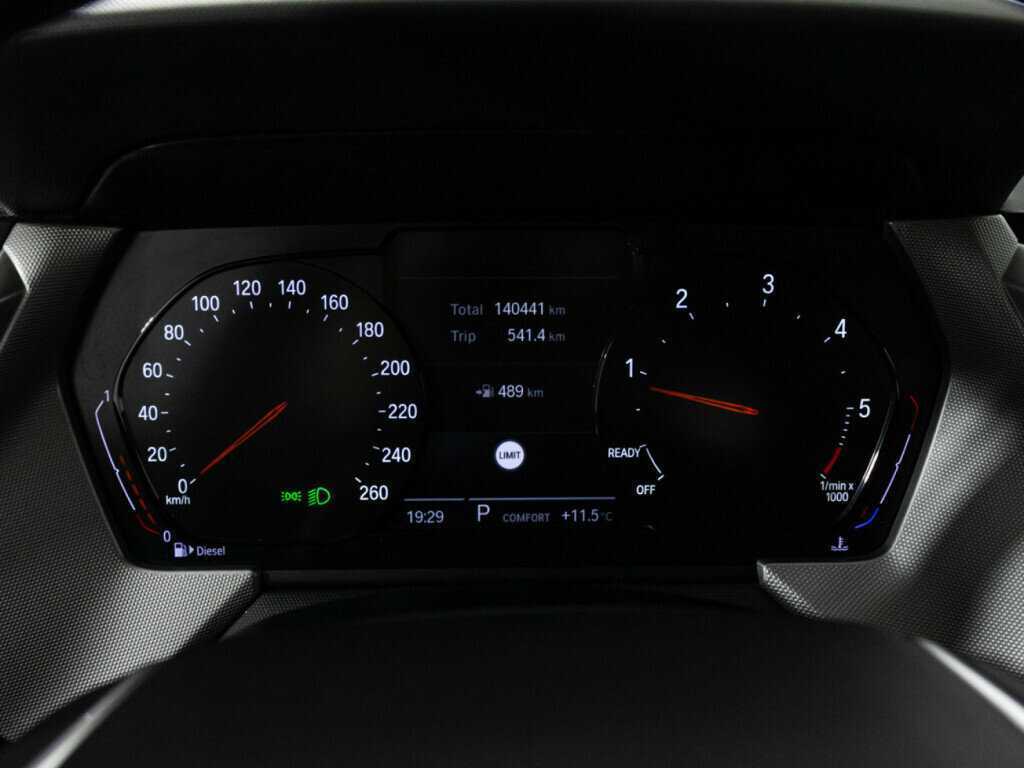 Купить BMW 1 серии, 2019, 140 424 км.. Фото: #11