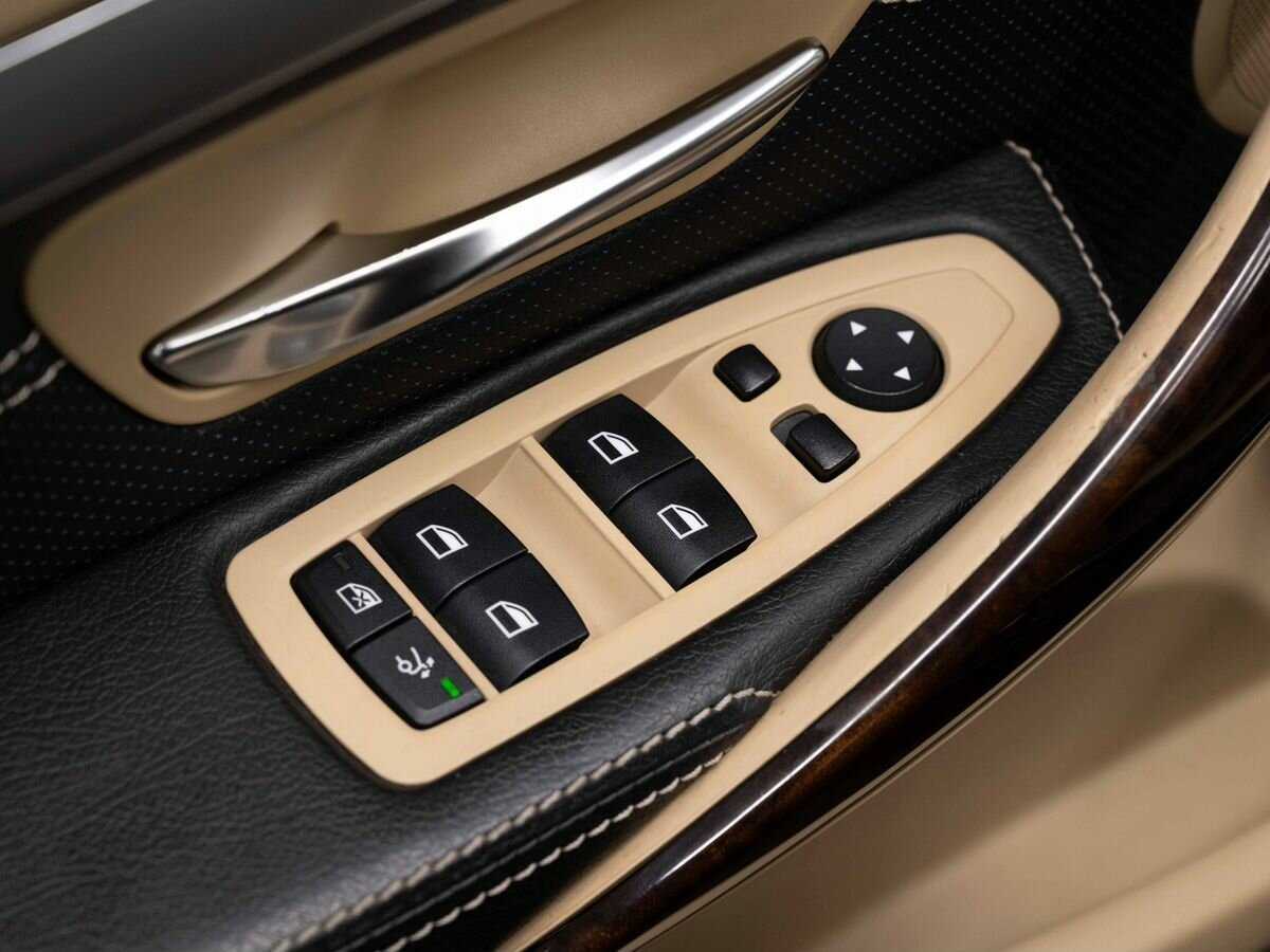 Купить БМВ 3 серии, 2013, 278 000 км.. Фото: #17