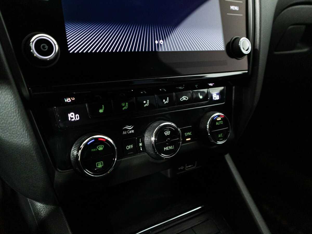 Купить Шкода Октавия, 2020, 122 772 км.. Фото: #18