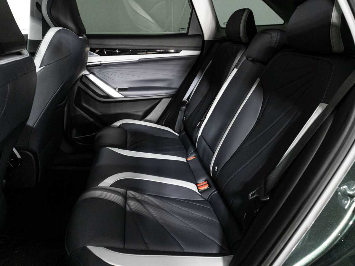 Купить Geely Atlas, 2024, 12 542 км.. Фото: #9