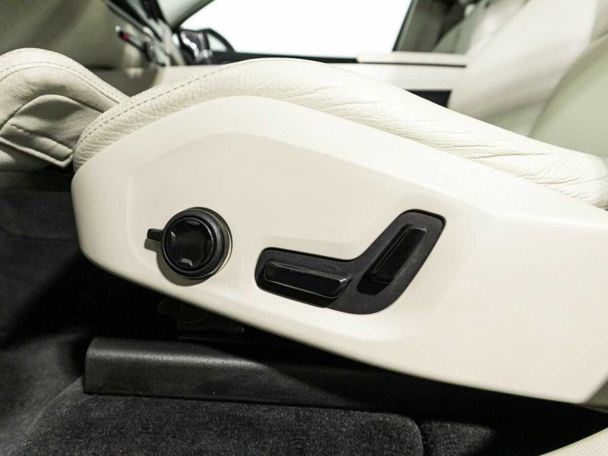 Купить Volvo XC60, 2018, 111 000 км.. Фото: #16