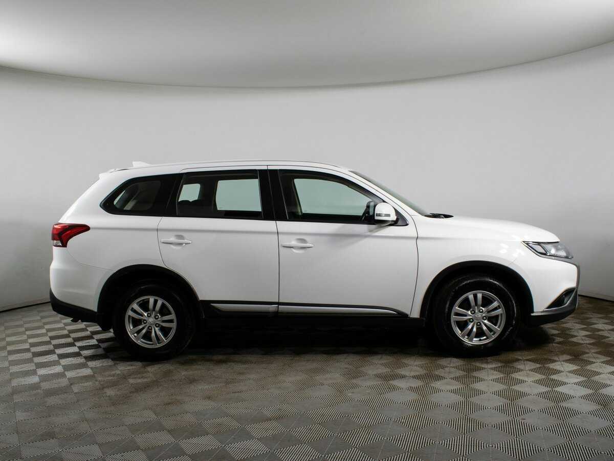 Купить Mitsubishi Outlander, 2020, 103 645 км.. Фото: #3