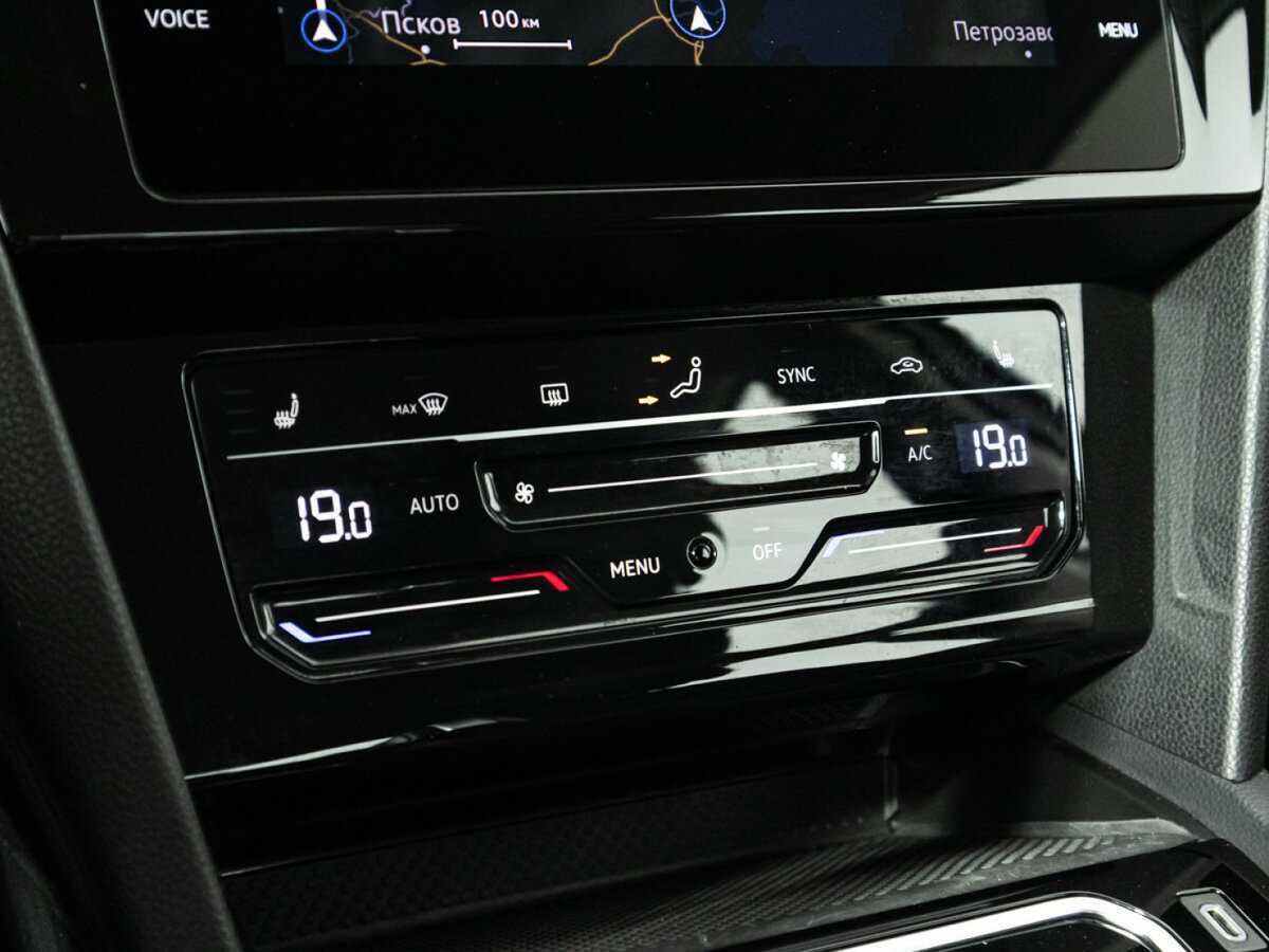 Купить Volkswagen Passat, 2020, 44 696 км.. Фото: #19