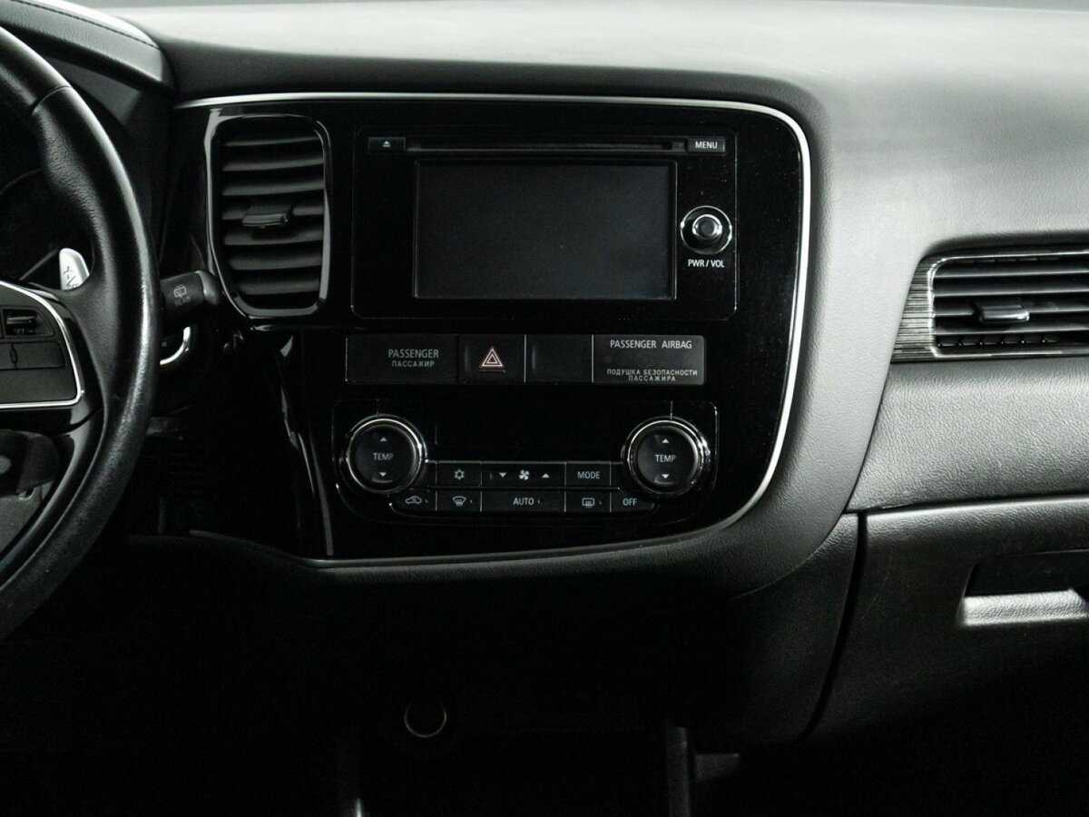 Купить Митсубиши Оутлэндер, 2015, 98 833 км.. Фото: #13