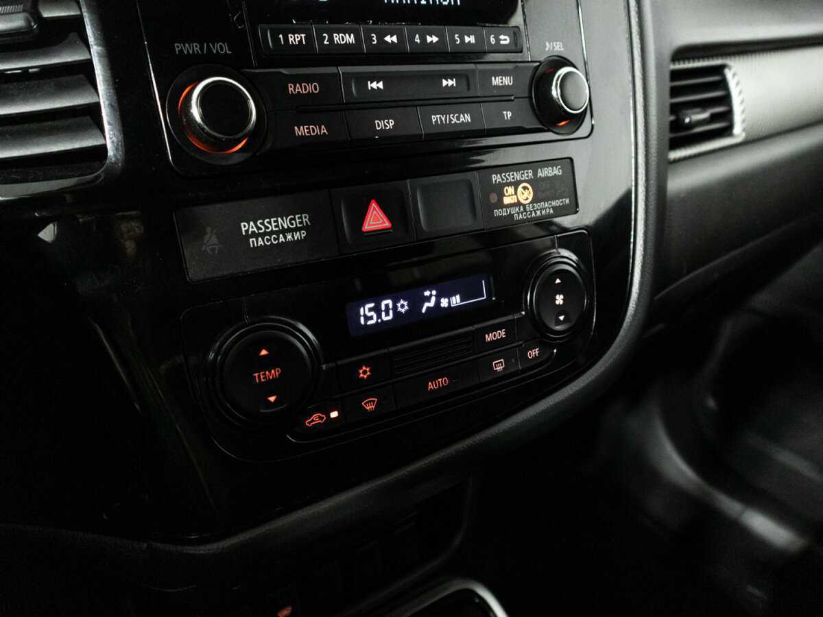 Купить Митсубиши Оутлэндер, 2018, 122 146 км.. Фото: #15