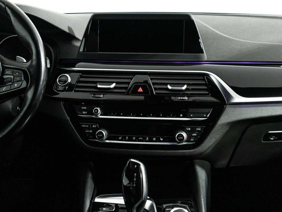 Купить BMW 5 серии, 2018, 68 533 км.. Фото: #13