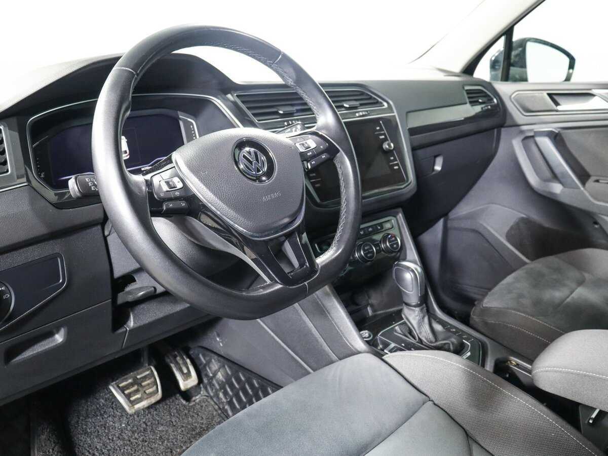 Купить Volkswagen Tiguan, 2020, 66 330 км.. Фото: #10