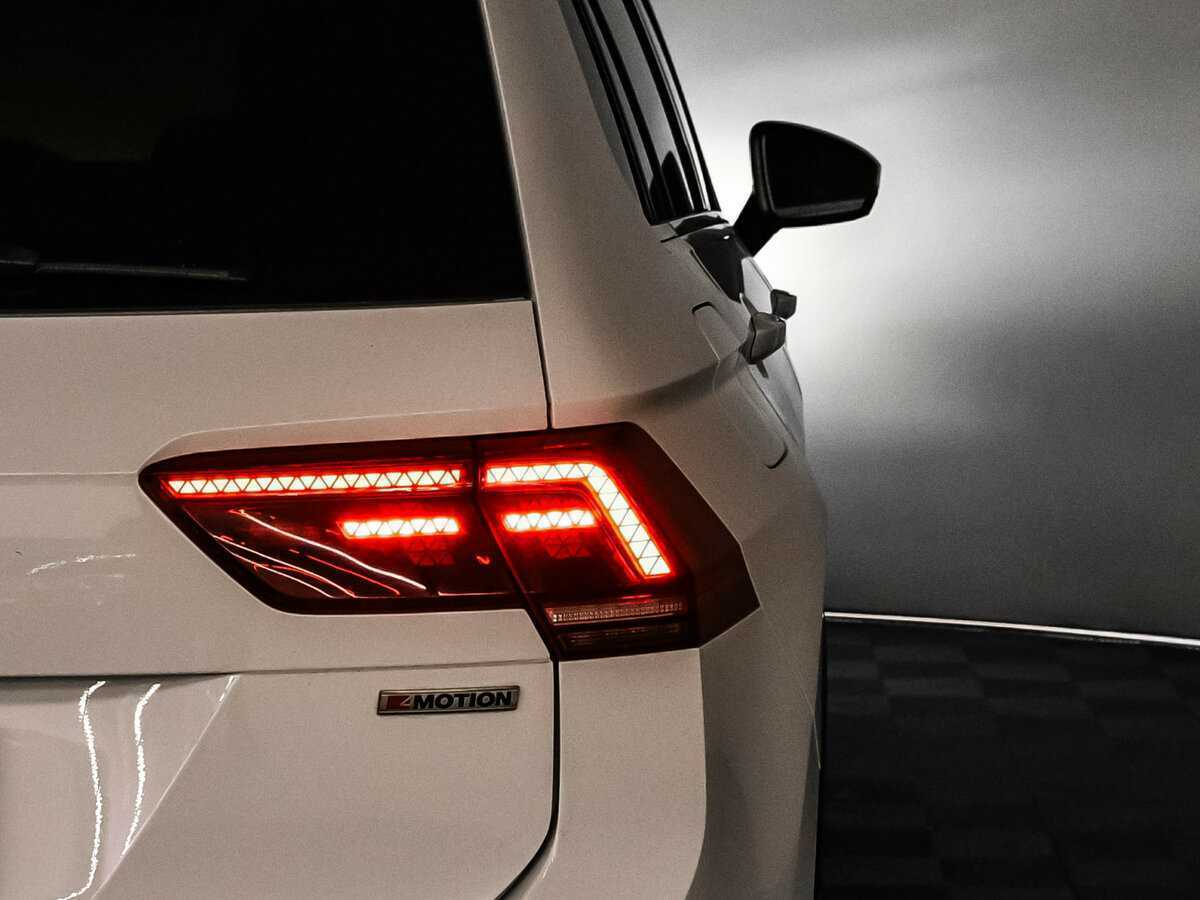Купить Volkswagen Tiguan, 2018, 129 688 км.. Фото: #14